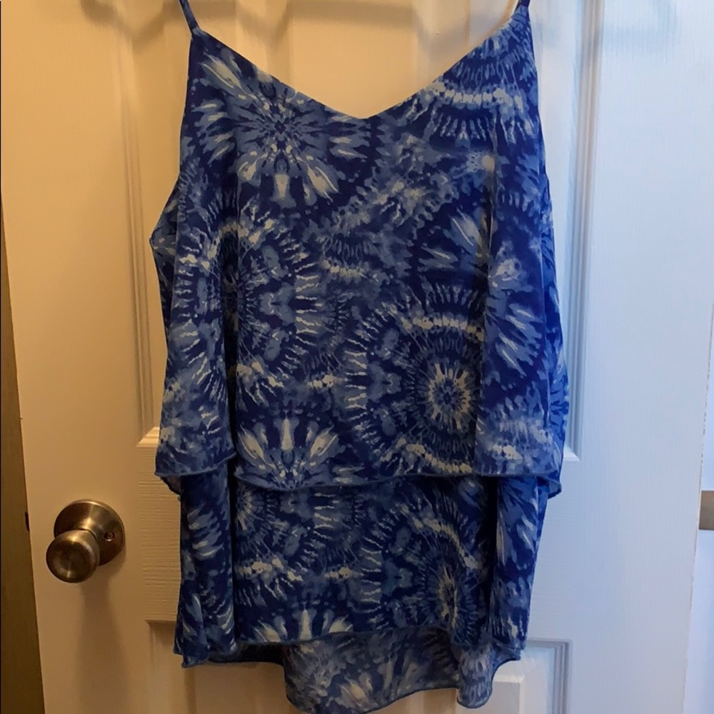 blue flowy tank top
